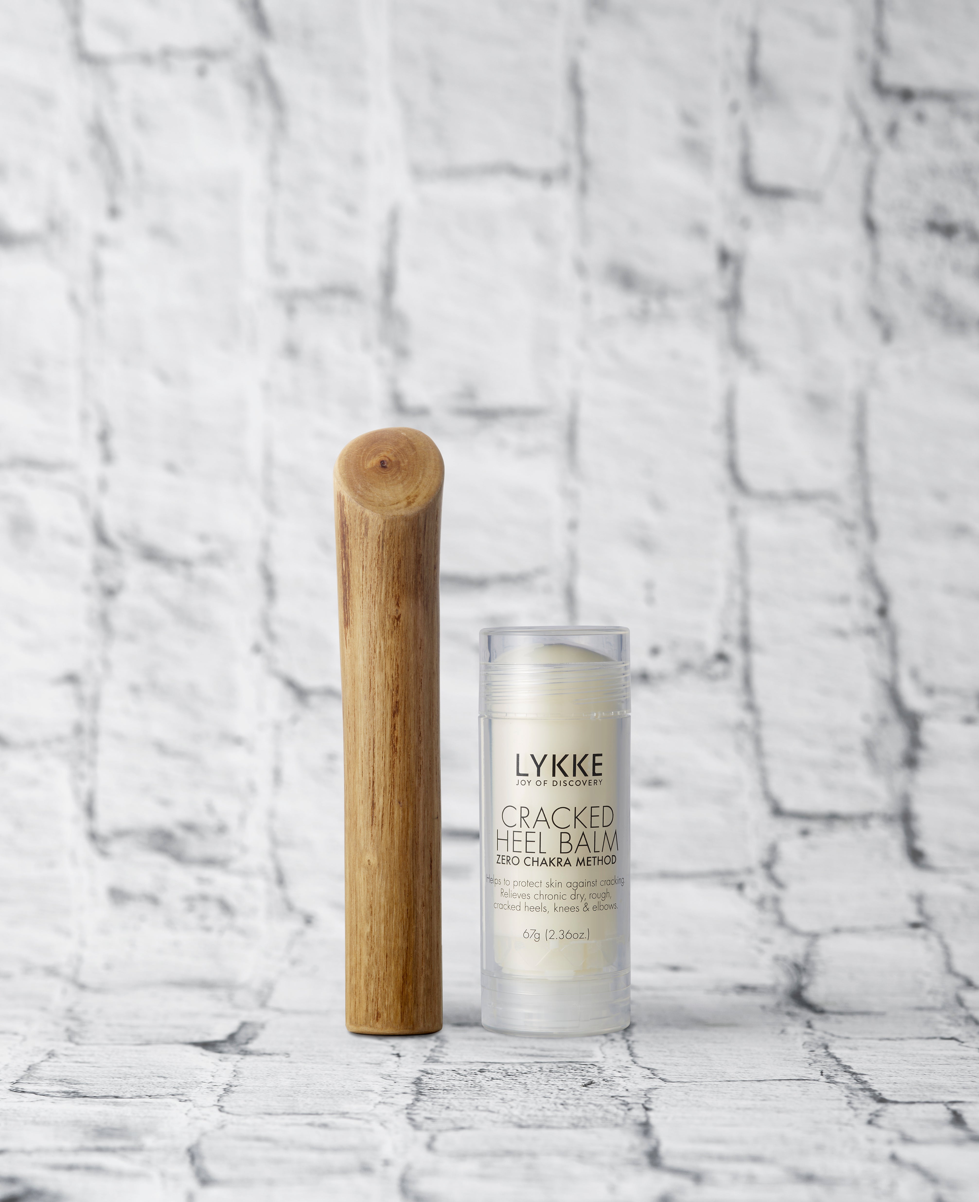 足ケア三種の神器!お家で足ケアを楽しむお手入れセット(ロミスティック/ジェルソックス/ラージサイズバーム)