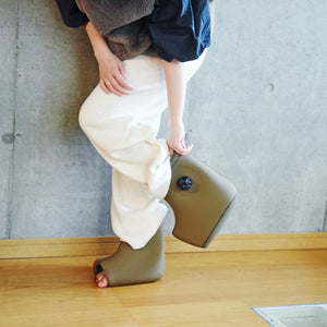 年中温活!濡れずに足湯ができる「足湯たんぽ」ブーツ(67gクラックドヒールバームラージ1付)