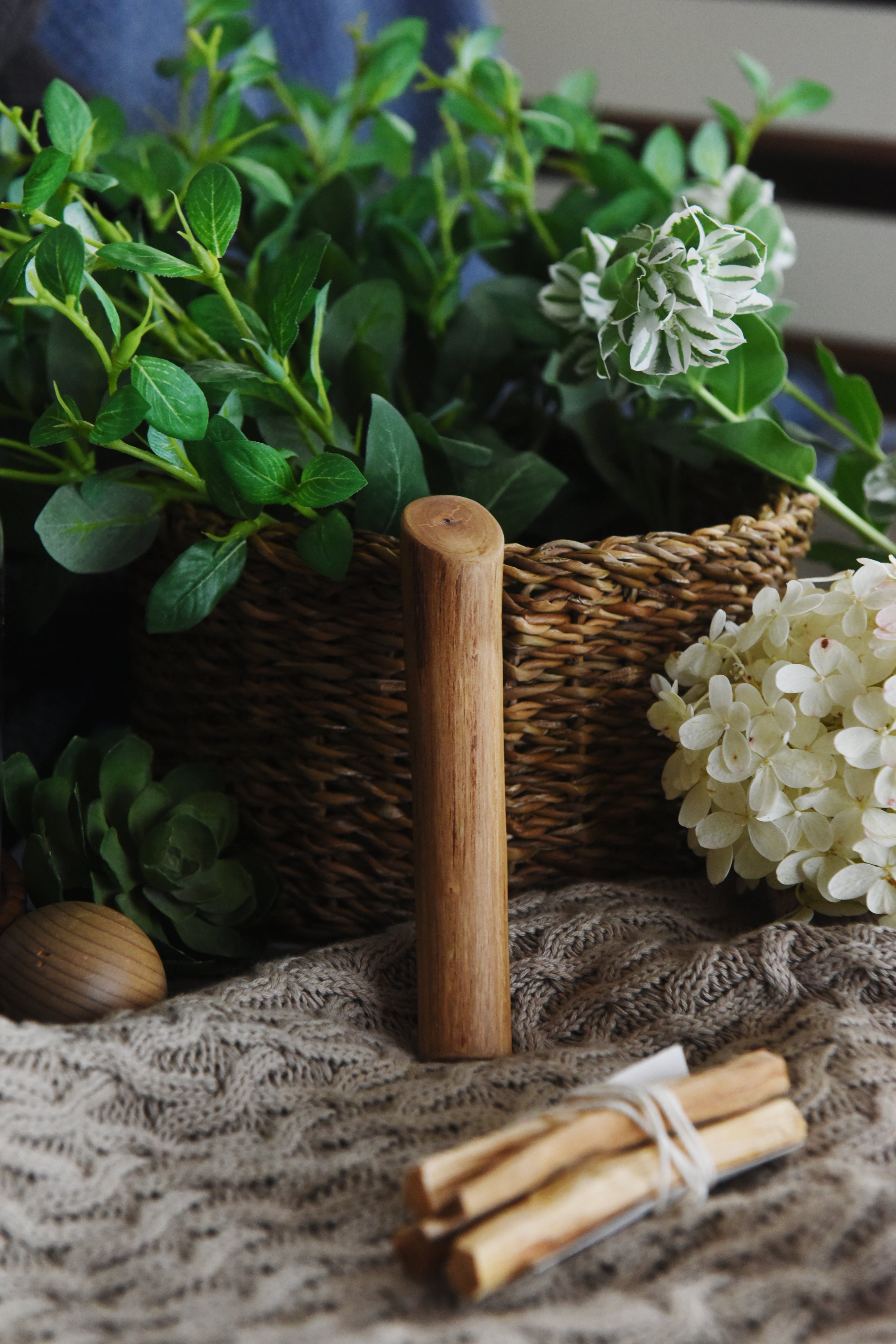 足ケア三種の神器!お家で足ケアを楽しむお手入れセット(ロミスティック/ジェルソックス/ラージサイズバーム)